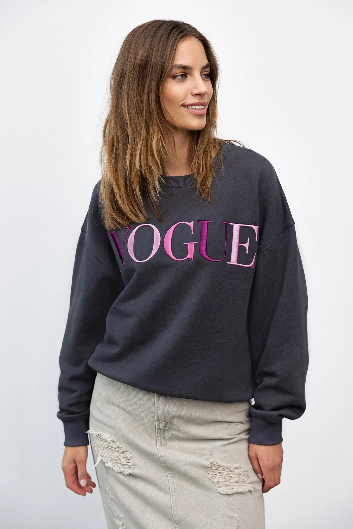 Felpa Vogue Icons Grey with Colorful Embroidered Logo